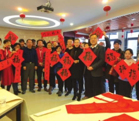 凯发k8省抗癌协会举办第五届写春联送祝福公益活动